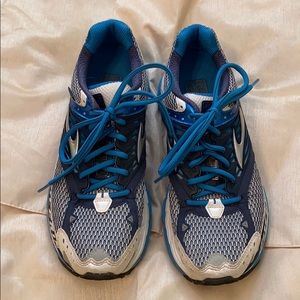 Brooks Glycerin women’s sneakers size 9.